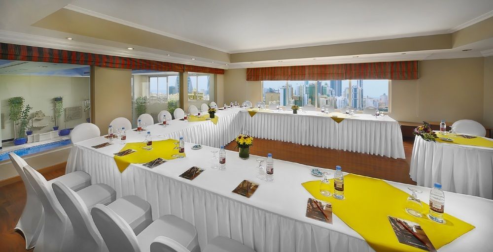 Al Safir Hotel Manama Luaran gambar